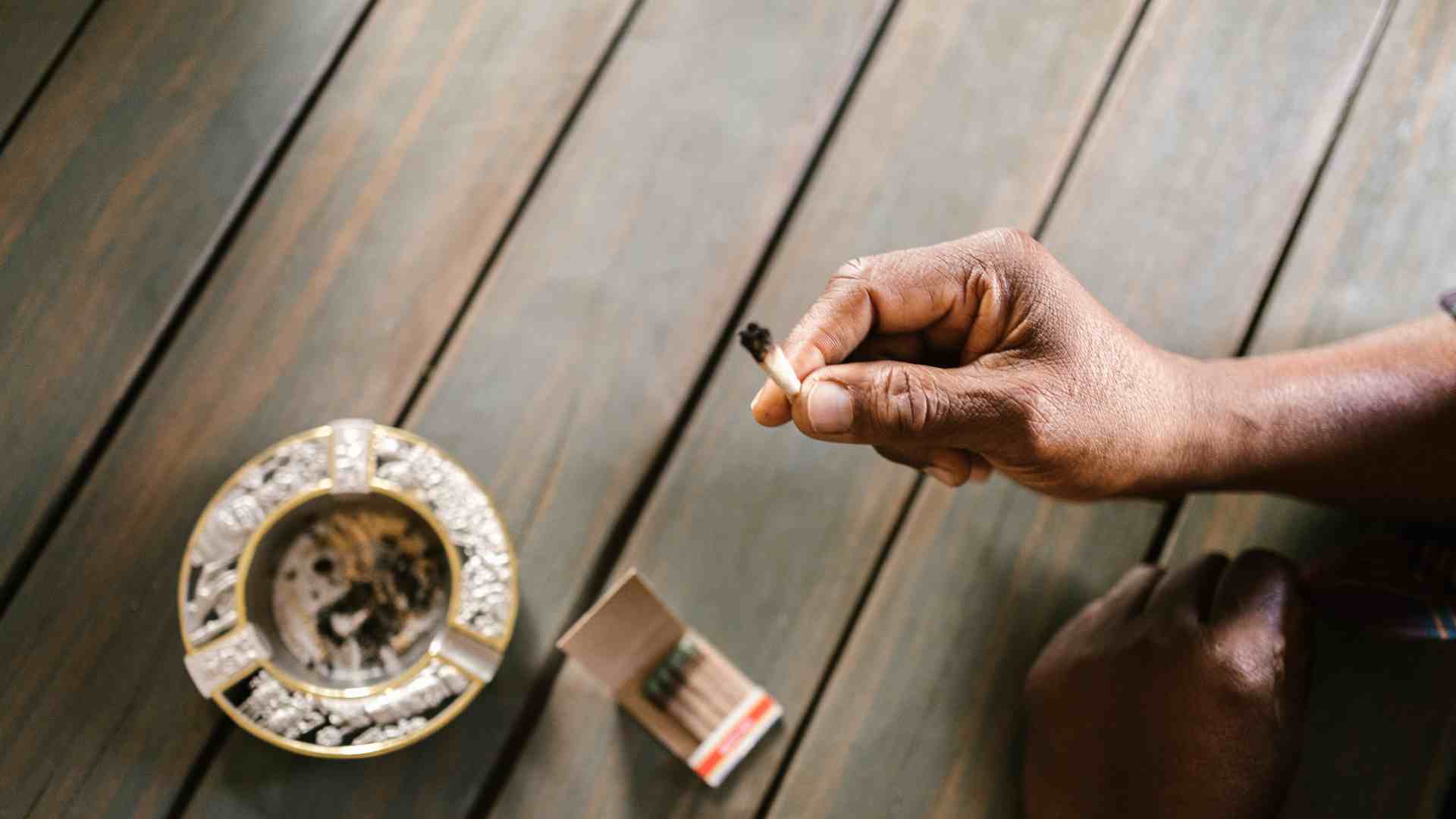 lights smoke pre rolls unraveling the allure behind their popularity
